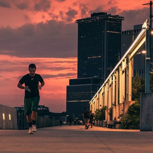 Dicas essenciais para selecionar o tênis ideal para corrida